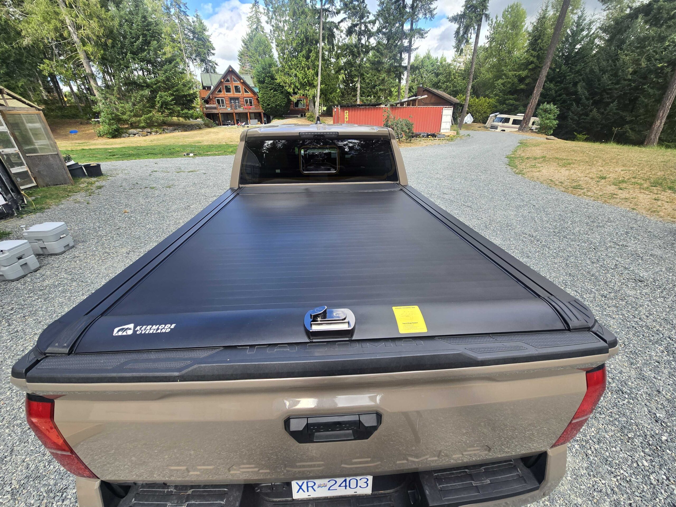 TOYOTA Tacoma