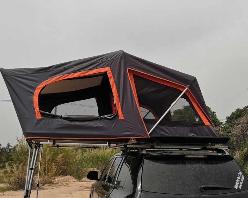 Family-Sized Large Rooftop Tent with Internal Roof Rack System