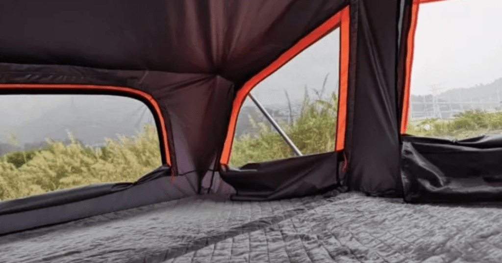 inside-rooftop-tent