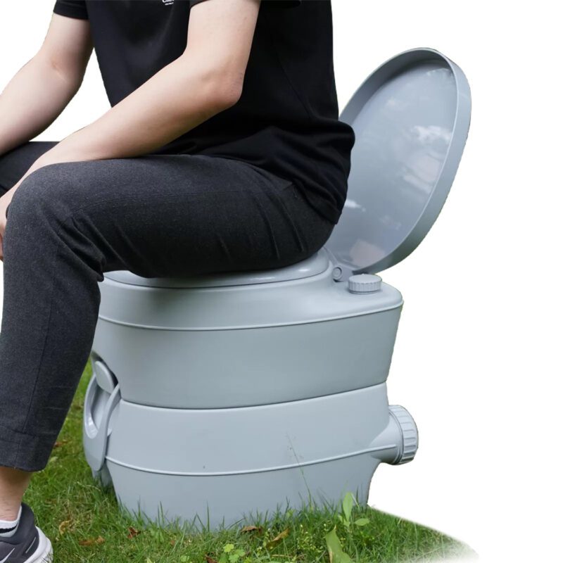 Porta-potty-and-privacy-tent-camping