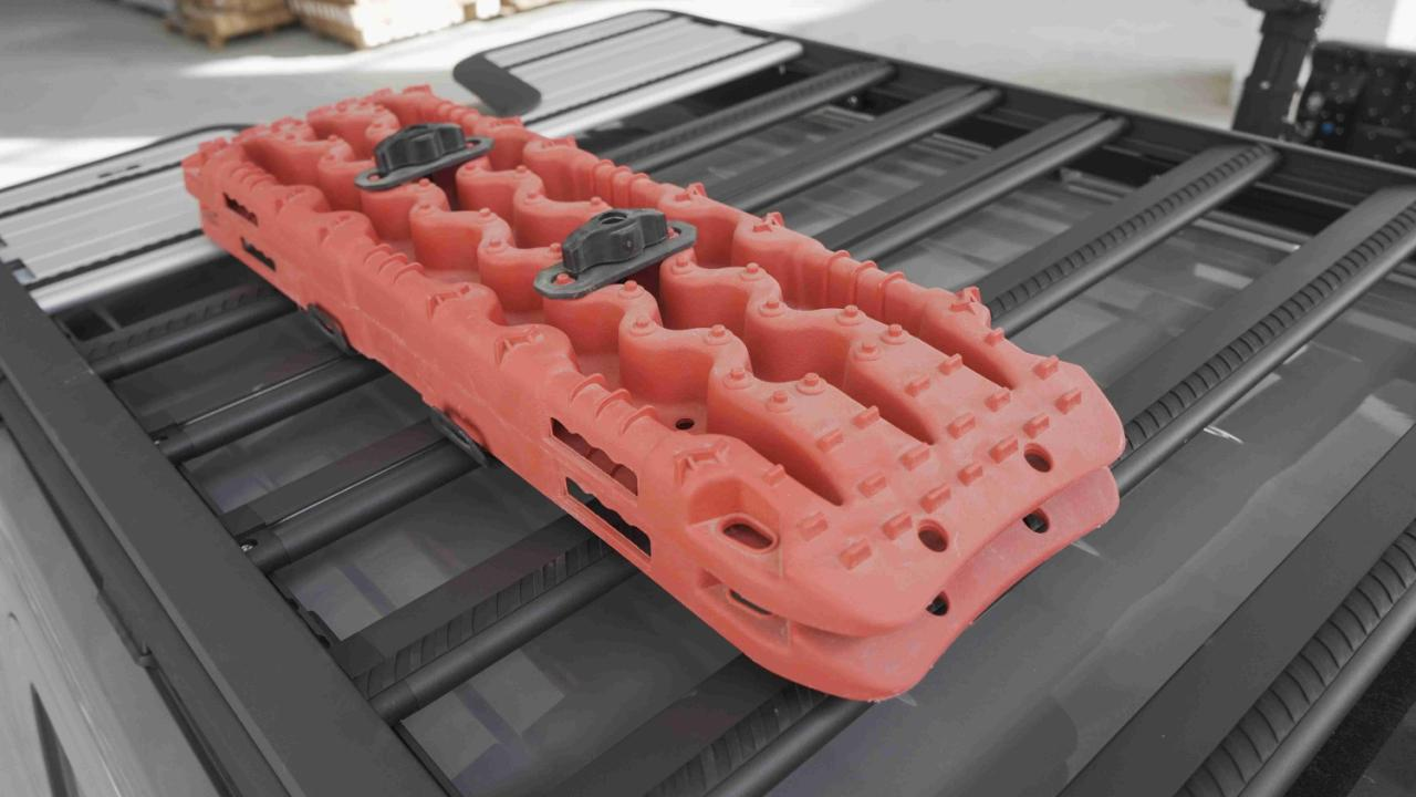 Mounting Brackets for Traction Boards