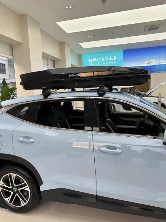 AeroVault Auto Roof Cargo Box