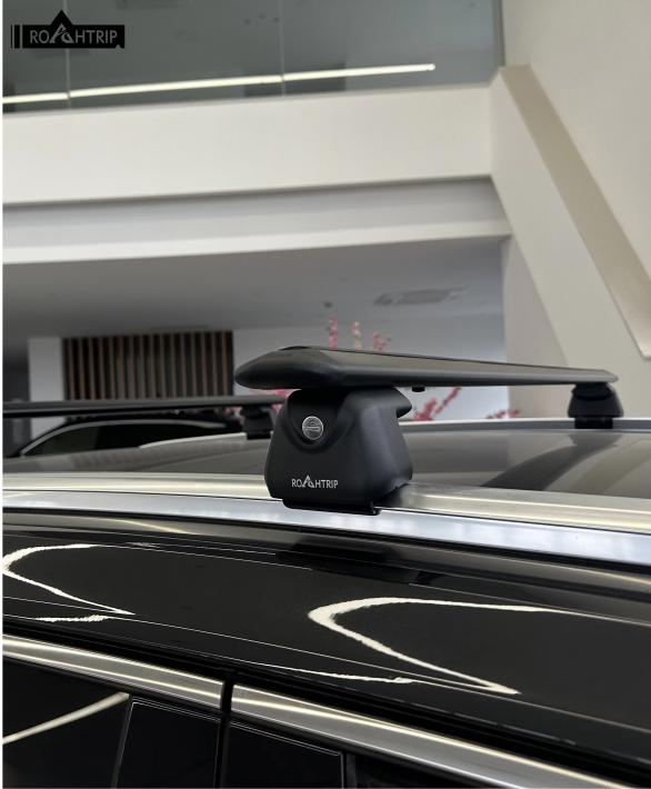 FlushRail™ Series Cross Bars Mount to Flush Rails