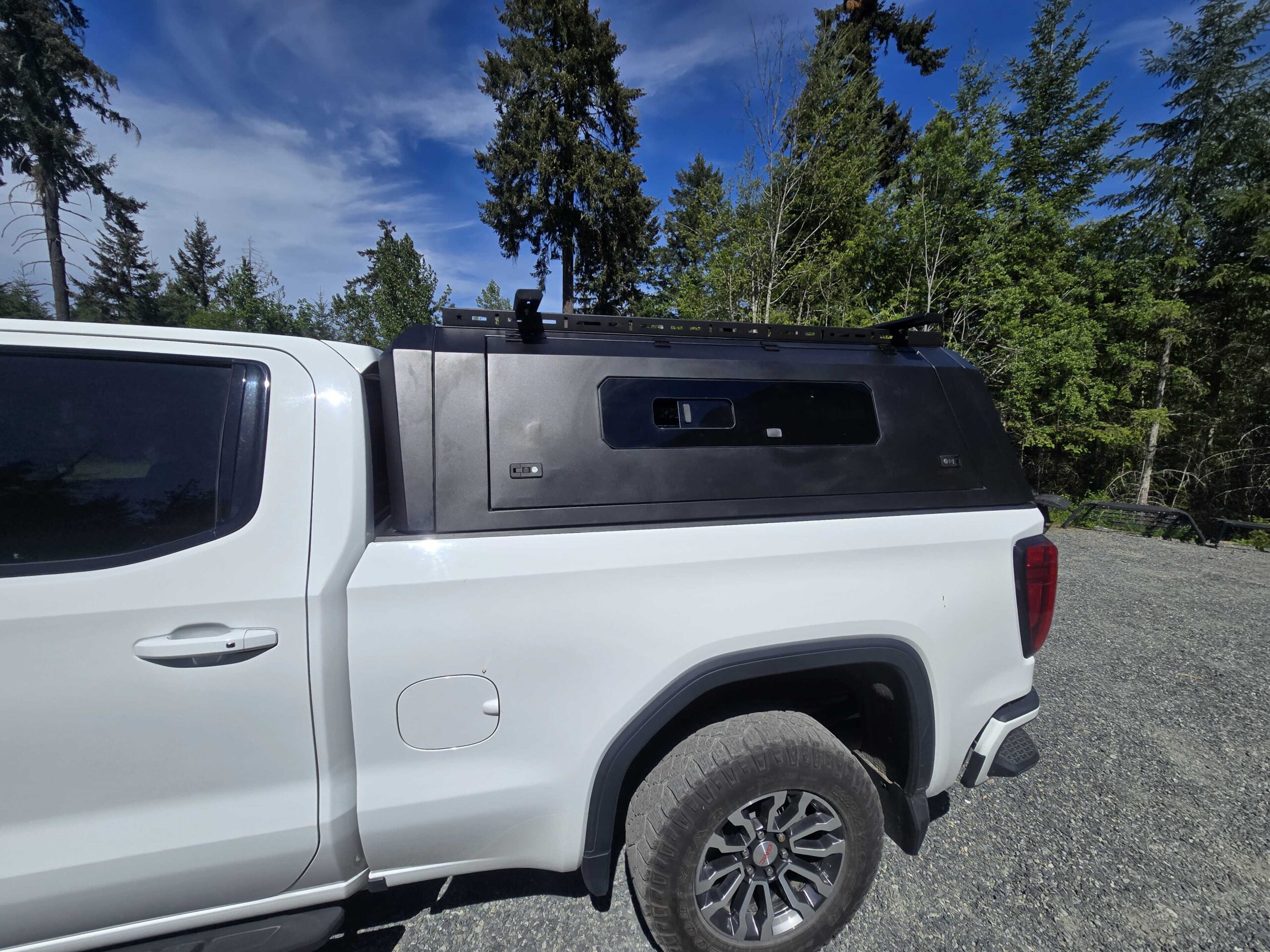Heavy-Duty Aluminum Canopy for Chevy Silverado