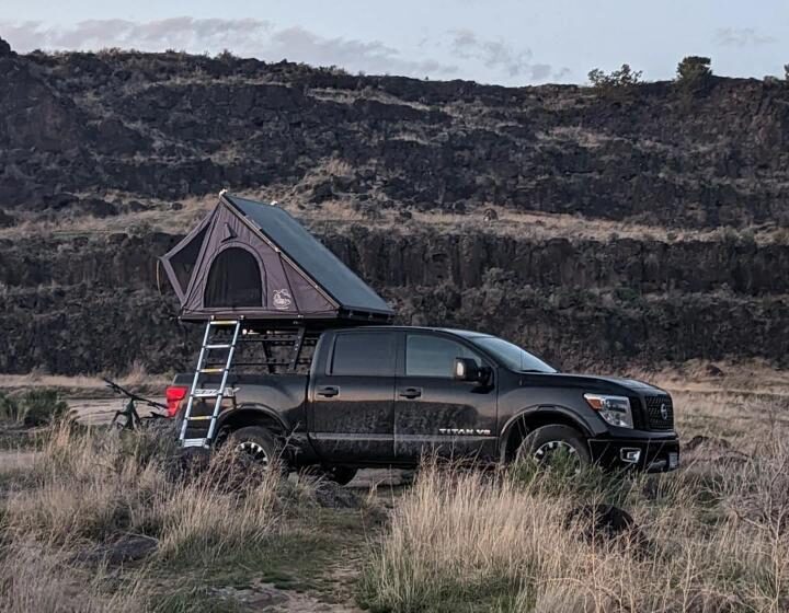 Adventure Series Hard-Shell RoofTent