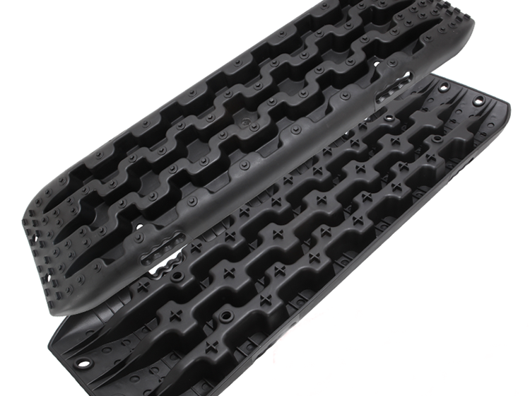 traction-board-black
